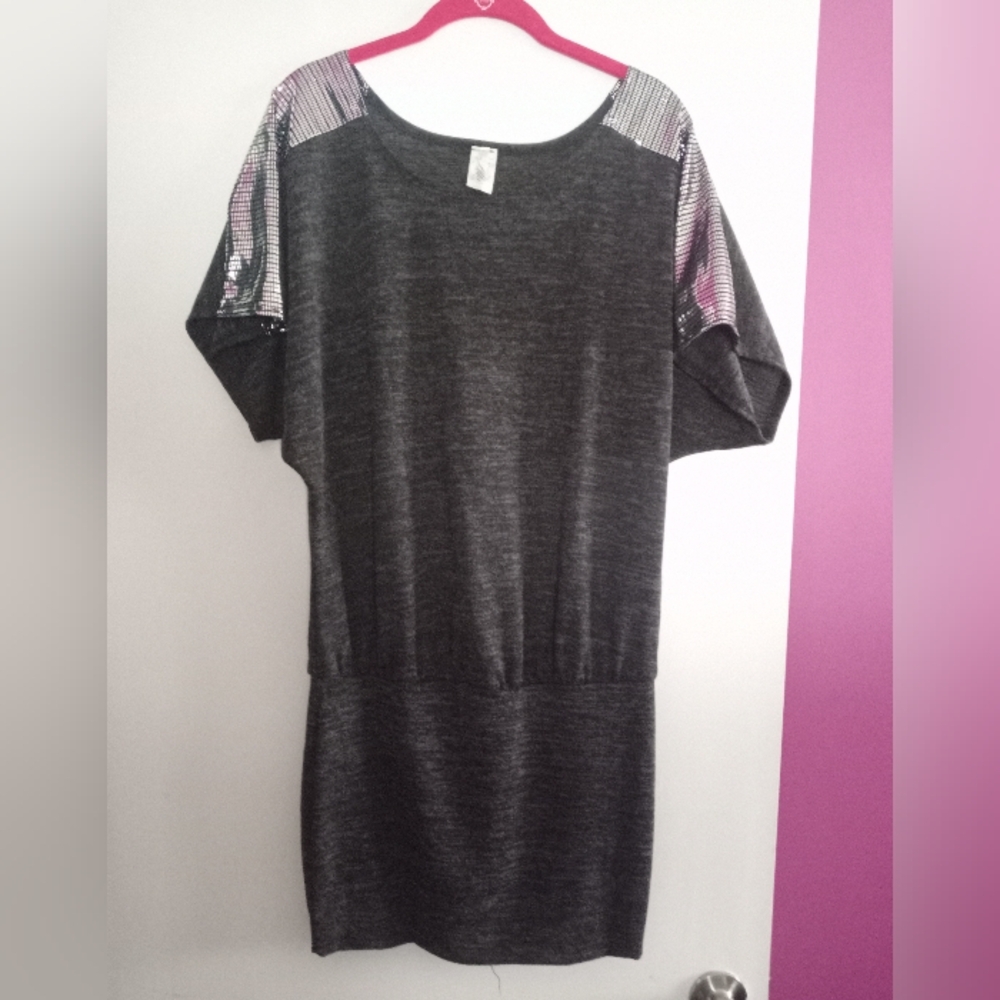 Cute mini dress brand new